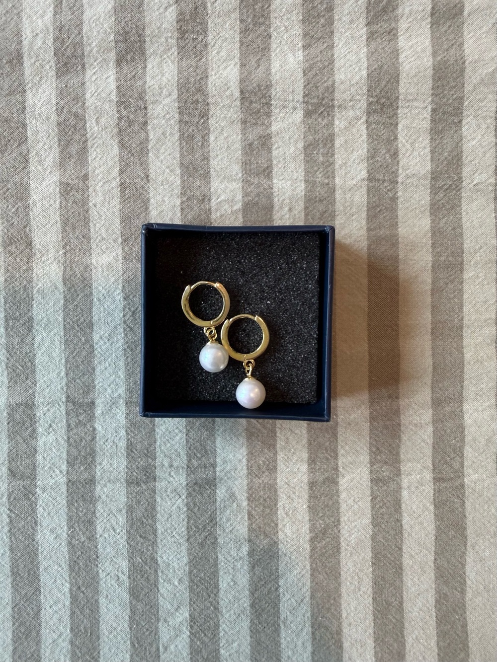 Dainty Gold Pearl Drop Hoop Earring Classic Women Jewelry